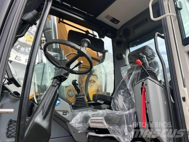 Liebherr 916 Gravemaskiner på hjul