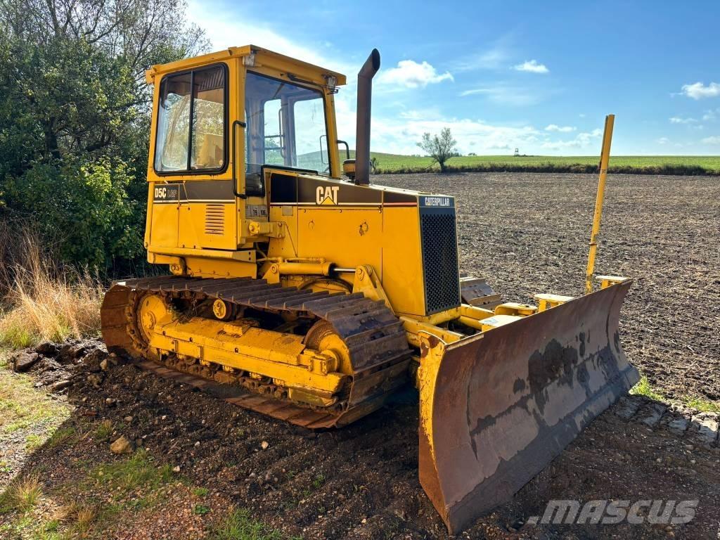 CAT D 5 C Bulldozer på larvebånd