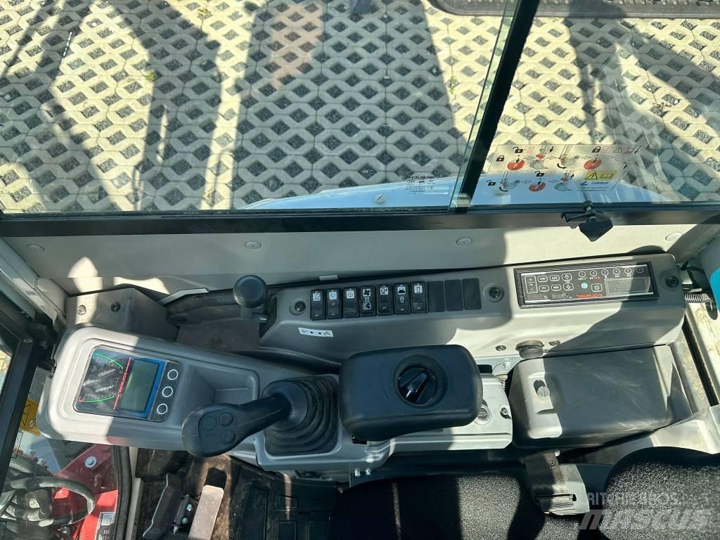 Takeuchi TB325R V1 Minigravemaskiner
