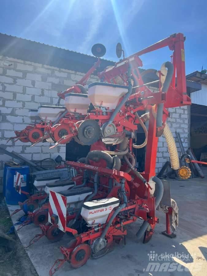 Kuhn Planter 3 Enkornssåmaskiner