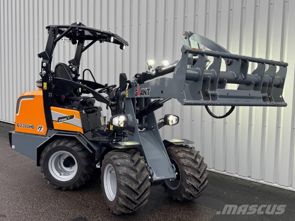 GiANT G 2300 HD Læssemaskiner på hjul