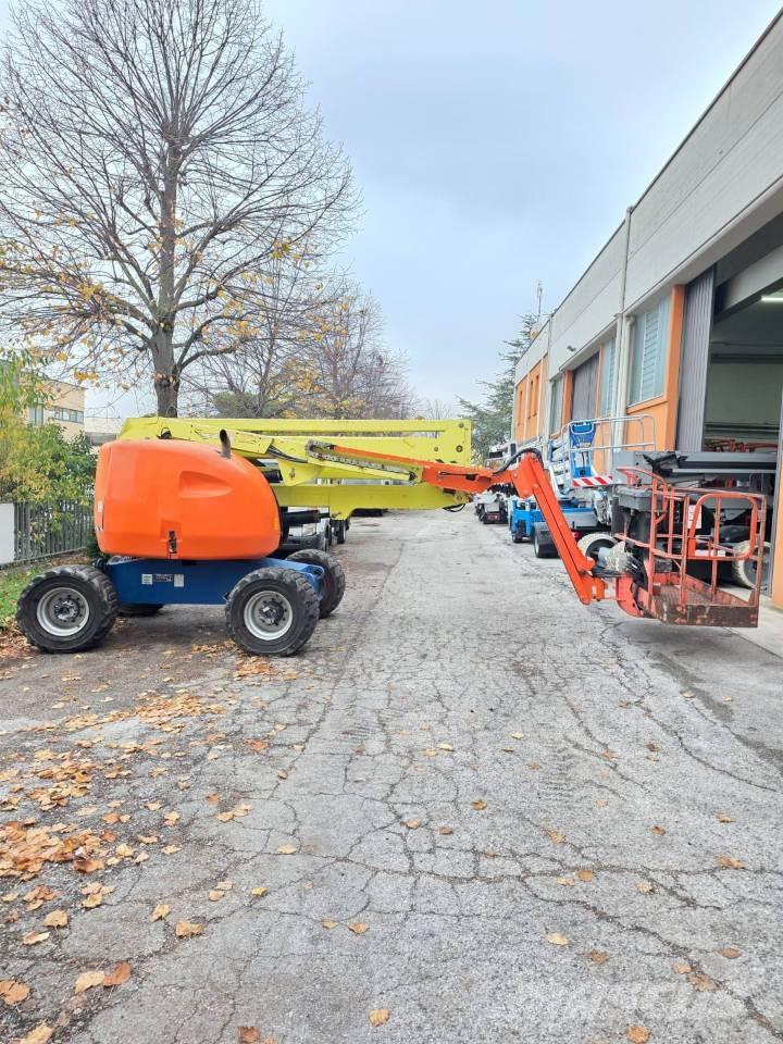 JLG 450 AJ Bomlifte med knækarm
