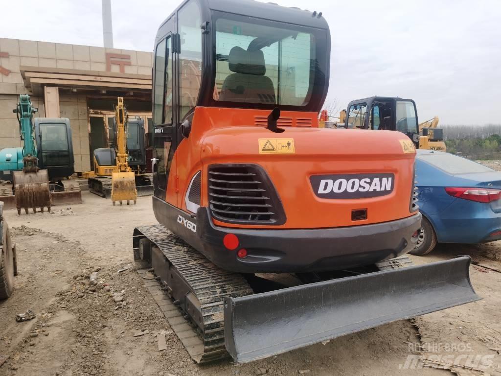 Doosan DX 60 Minigravemaskiner