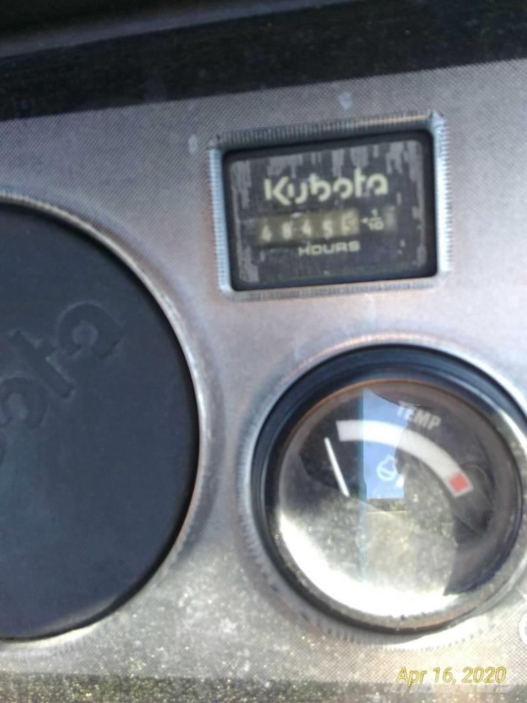 Kubota RTV 900 Hjælpemaskiner