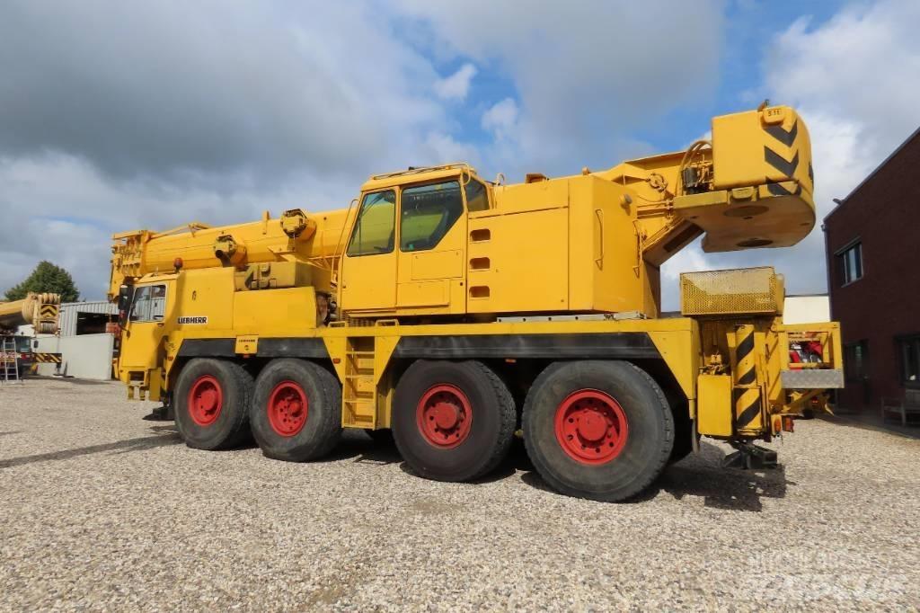 Liebherr LTM 1070-1 Kraner til alt terræn
