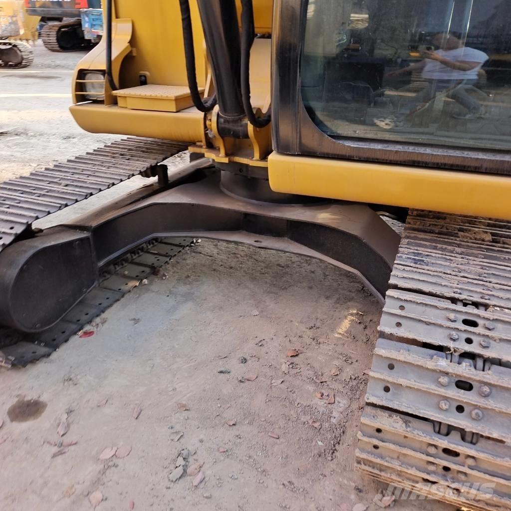 CAT 307 D Midi-gravemaskiner 7t - 12t