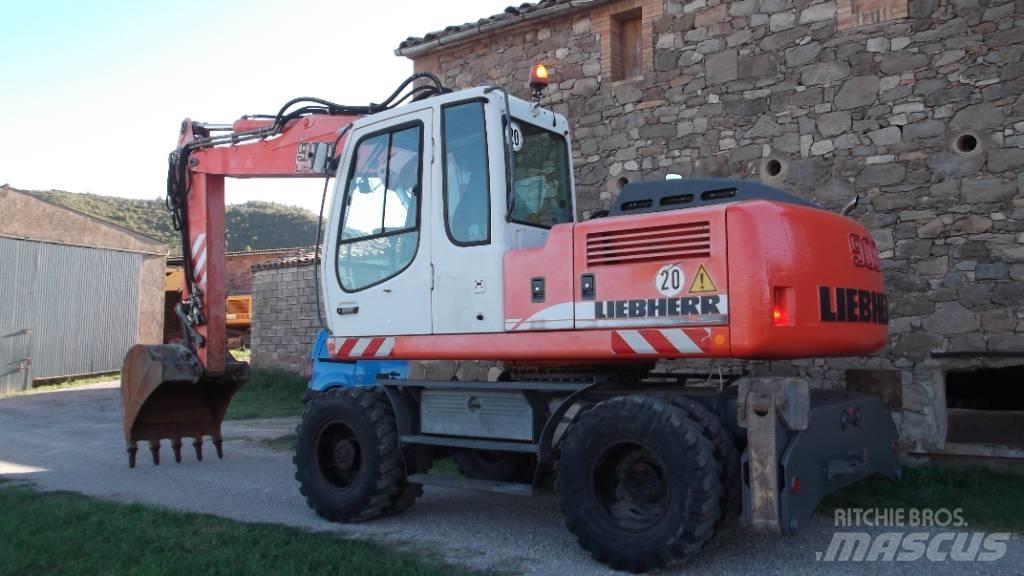 Liebherr A 900 C Gravemaskiner på hjul