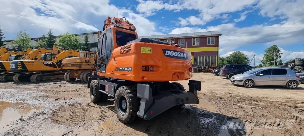 Doosan DX 160 W Gravemaskiner på hjul