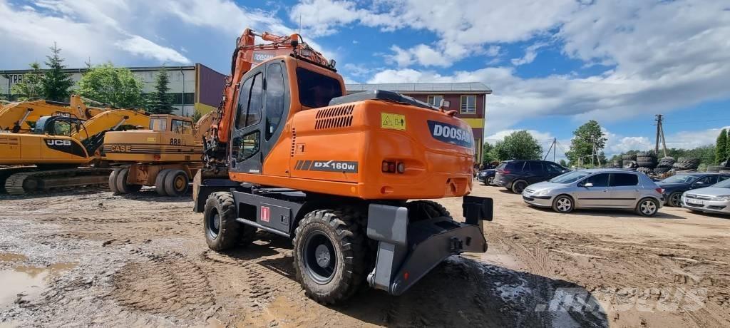 Doosan DX 160 W Gravemaskiner på hjul