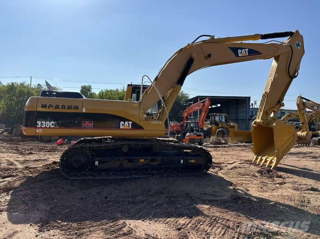CAT 330C Gravemaskiner på larvebånd