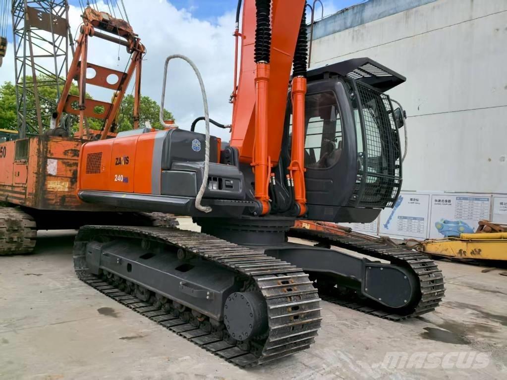 Hitachi ZX 240 HG Gravemaskiner på larvebånd