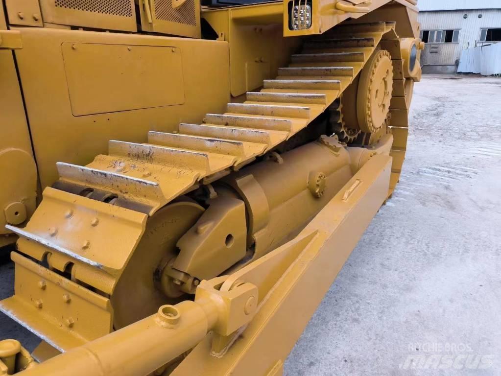 CAT D 8 R Bulldozer på larvebånd