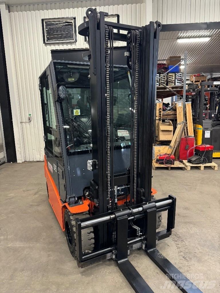 Toyota 8FBMT30 El gaffeltrucks