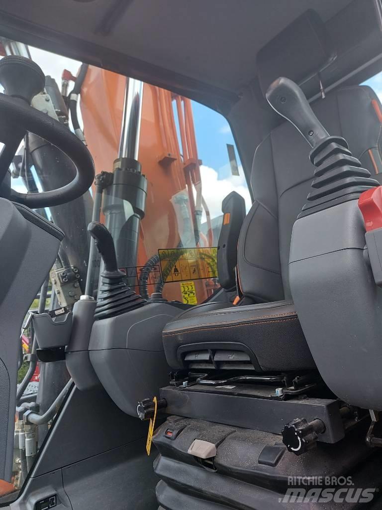 Develon DX 170 W-7 Gravemaskiner på hjul