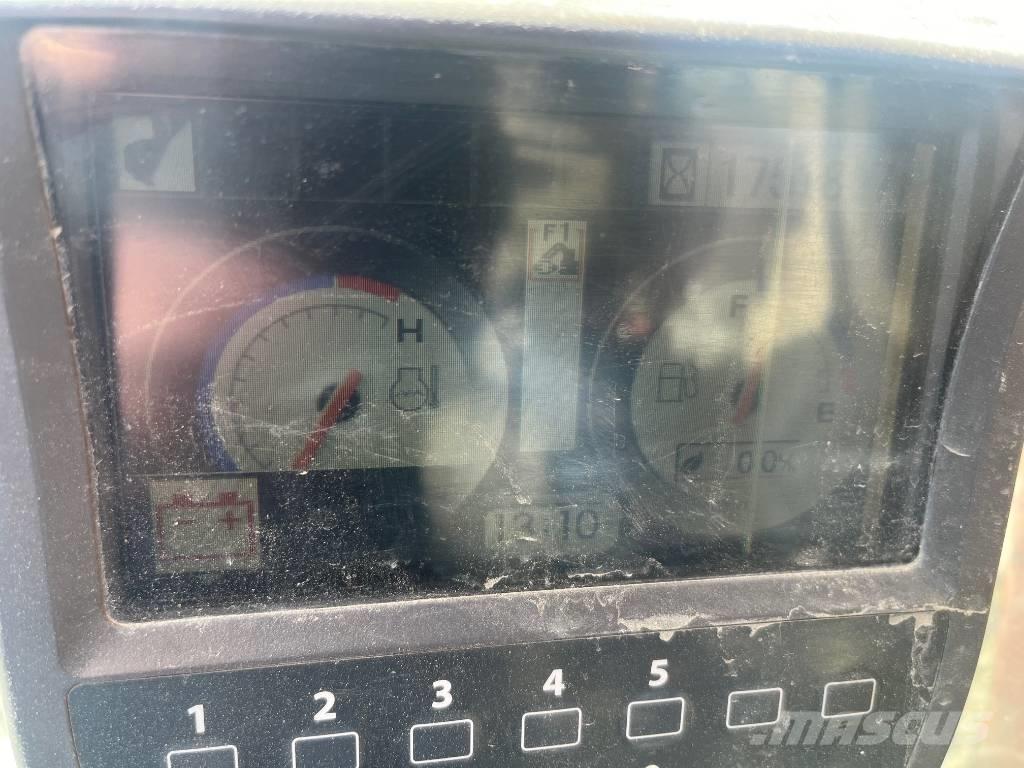 Hitachi ZX 210 LC-3 Gravemaskiner på larvebånd