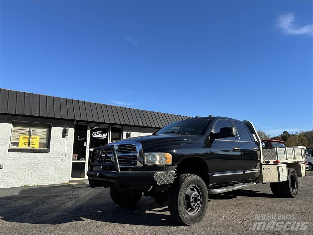 Dodge RAM 3500 Lastbil med lad/Flatbed