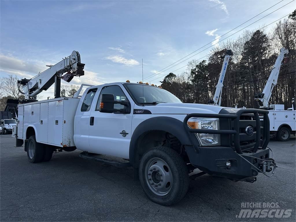 Ford F550 Forsvar/Miljø