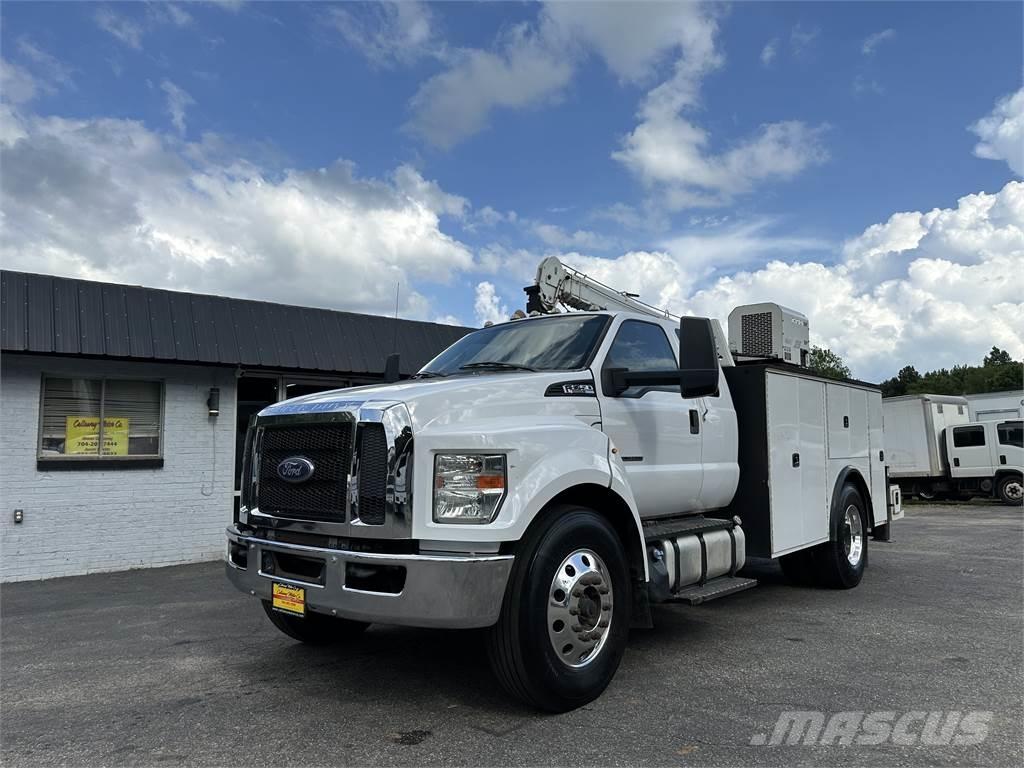 Ford F750 Forsvar/Miljø