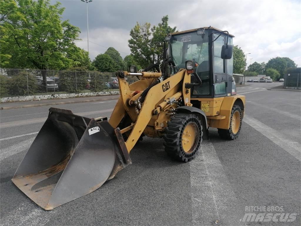 CAT 904B Andet læsse- og graveudstyr