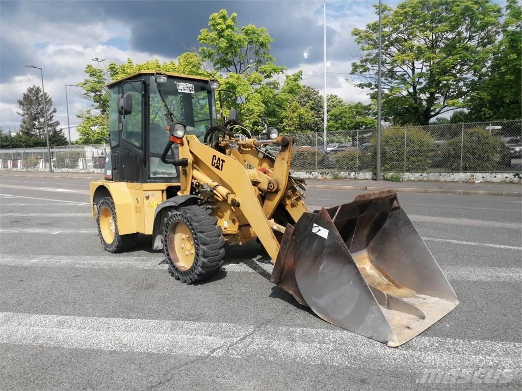 CAT 904B Andet læsse- og graveudstyr