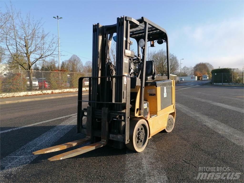 CAT EC25 Gaffeltrucks - andre