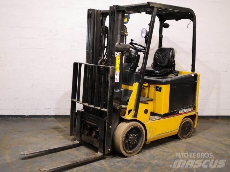 CAT EC25N Gaffeltrucks - andre