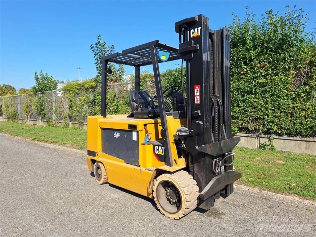 CAT EC55N Gaffeltrucks - andre