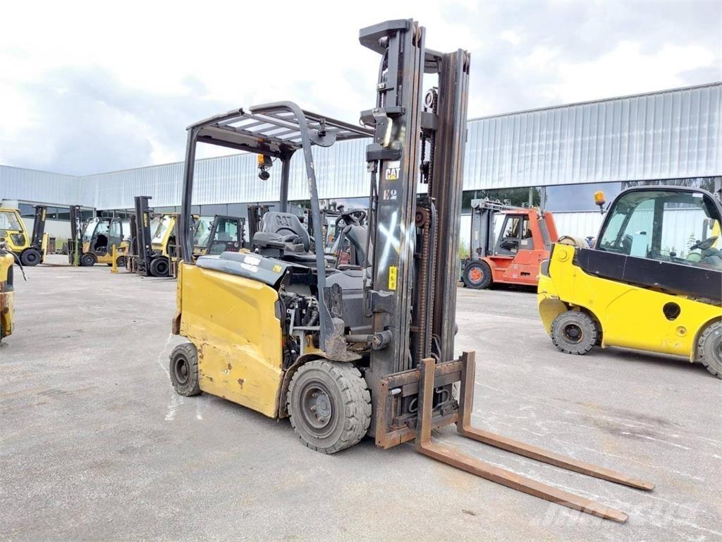 CAT EP25CN Gaffeltrucks - andre
