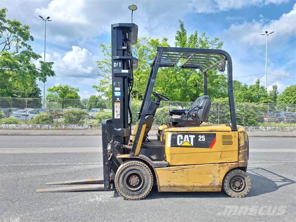CAT EP25K-PAC Gaffeltrucks - andre