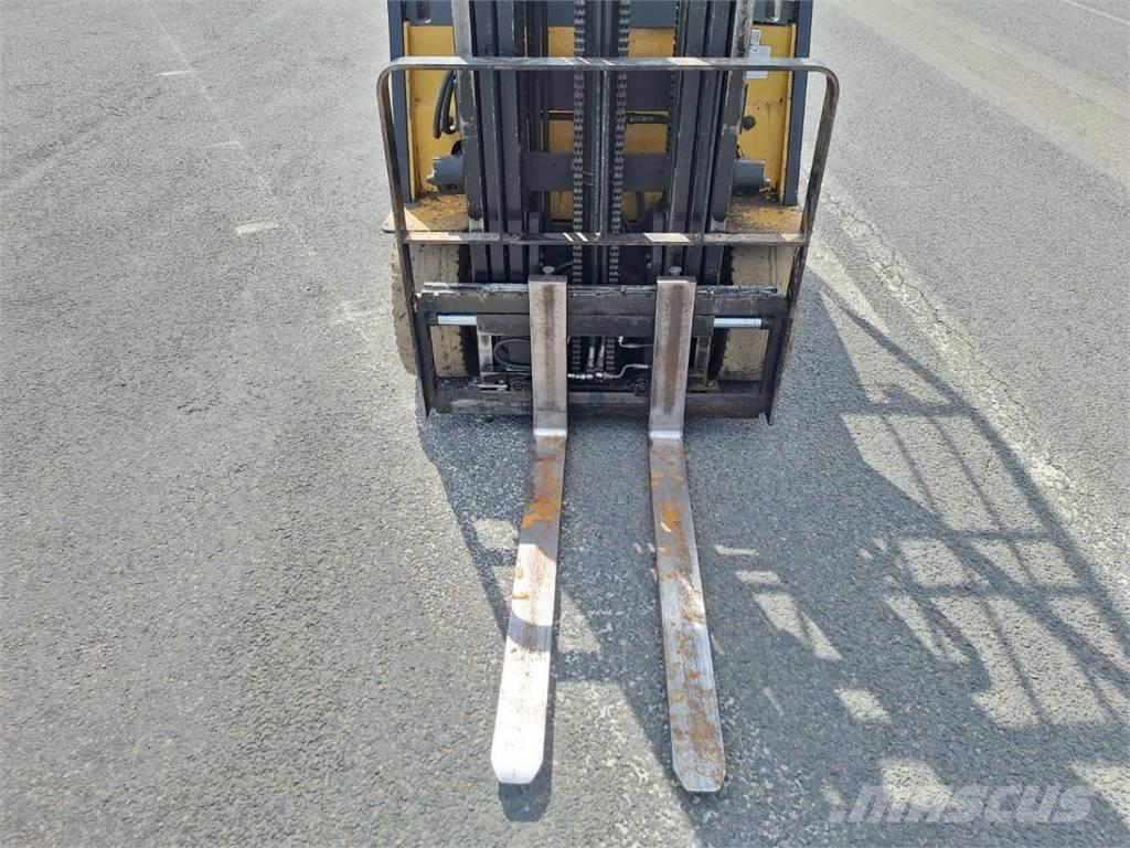 CAT EP25K-PAC Gaffeltrucks - andre