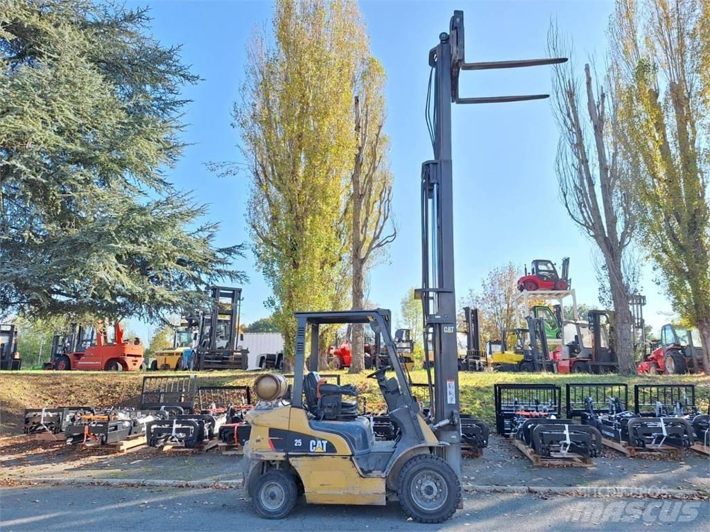 CAT GP25NT Gaffeltrucks - andre