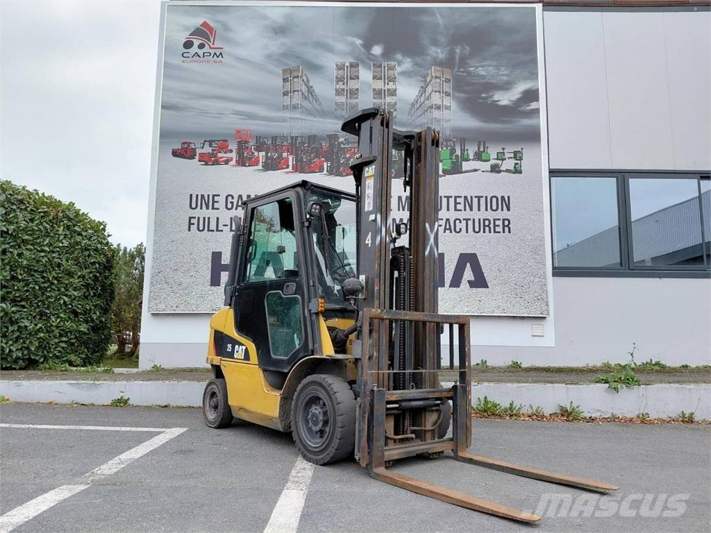 CAT GP25NTD Gaffeltrucks - andre