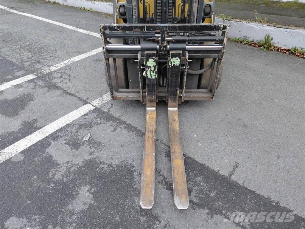 CAT GP30NTD Gaffeltrucks - andre