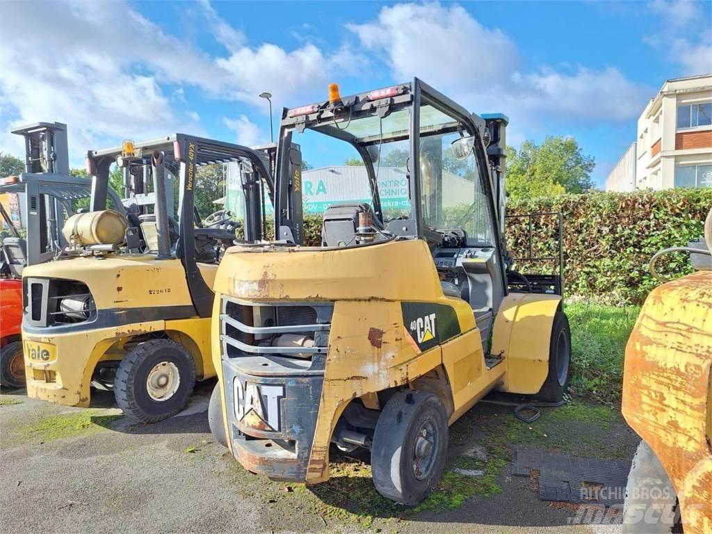CAT GP40N Gaffeltrucks - andre