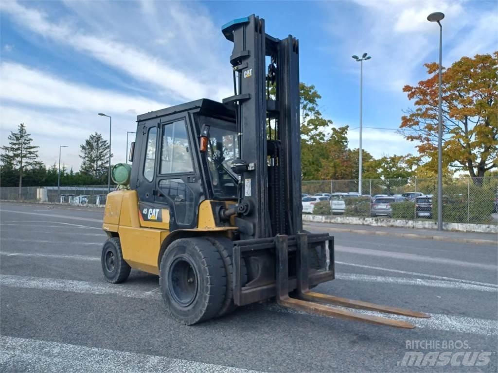 CAT GP45K2 Gaffeltrucks - andre