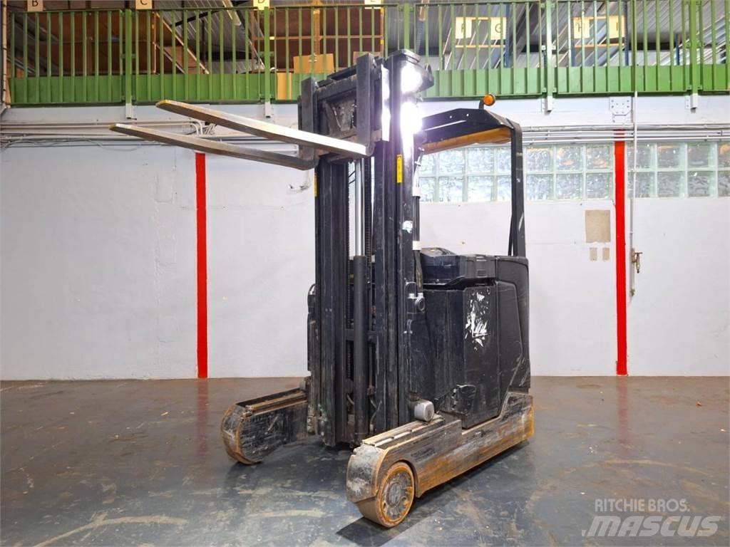 CAT NR16N2 Reachtruck