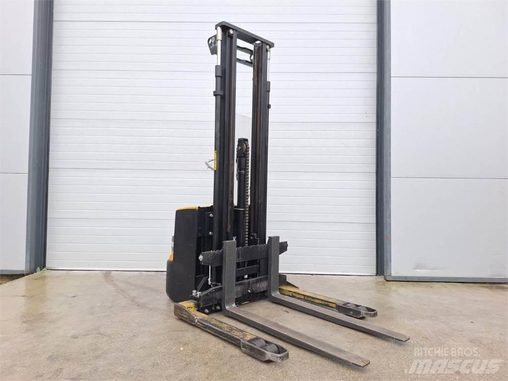 CAT NSP16N2S Gaffeltrucks - andre