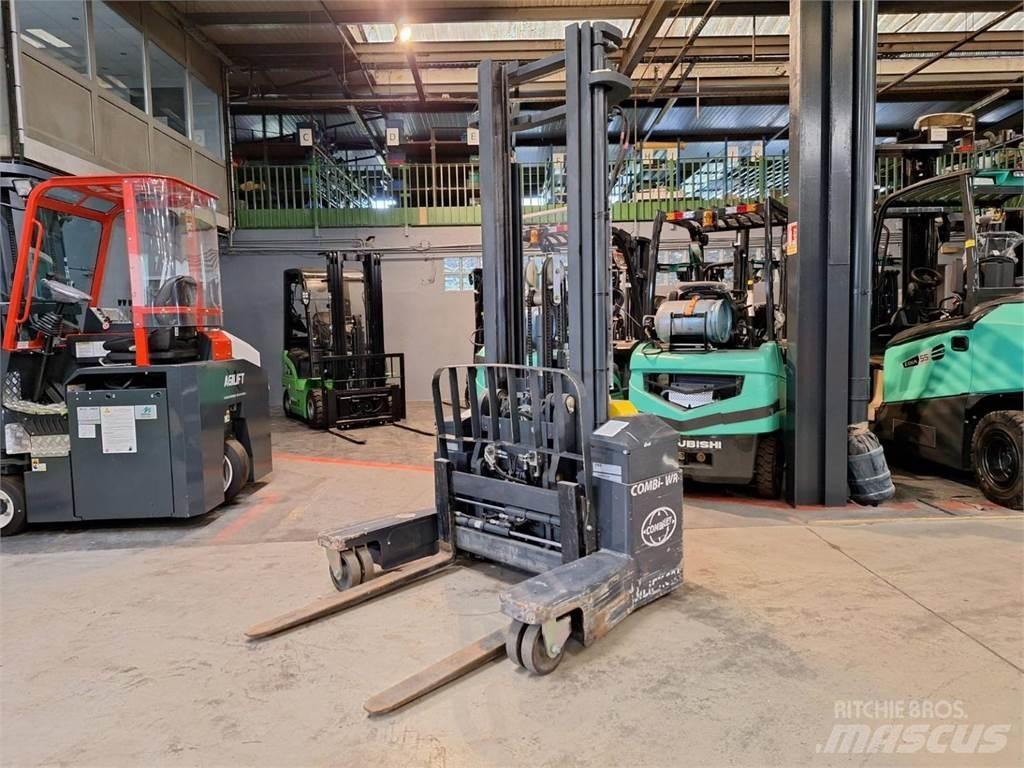 Combilift WR4 Gaffelstabler med gående fører