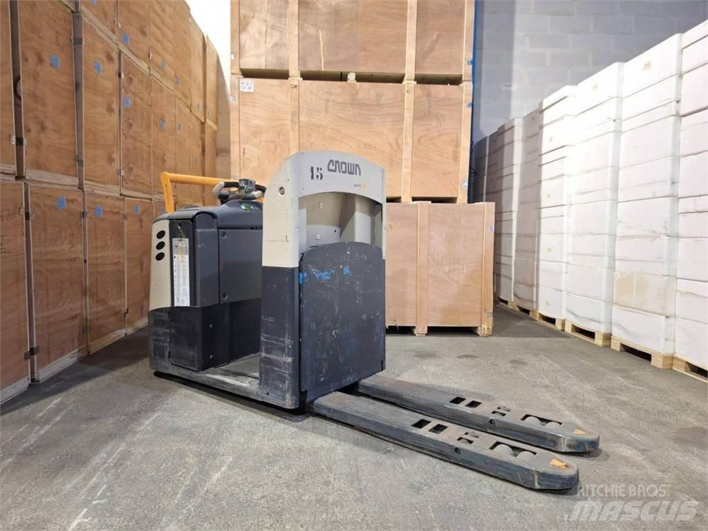 Crown GPC3020 Plukketruck, lav