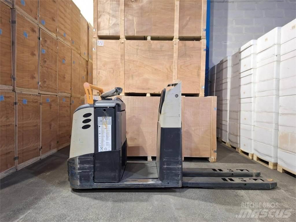 Crown GPC3020 Plukketruck, lav