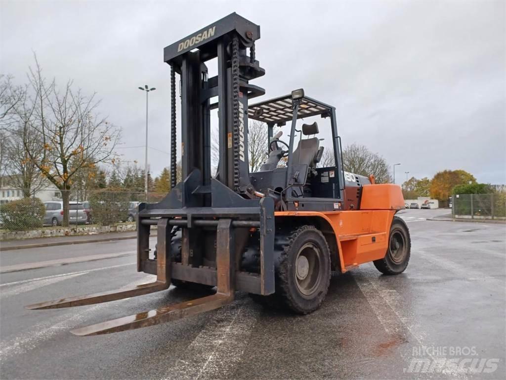 Doosan D1808-S Gaffeltrucks - andre