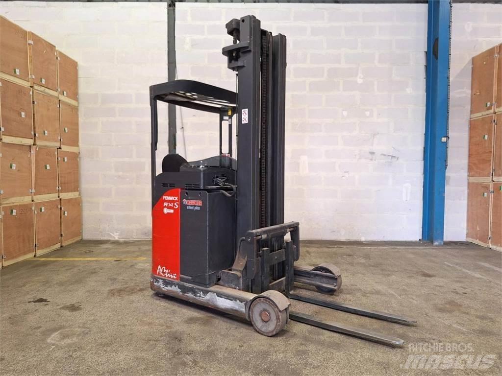 Fenwick R14S Reachtruck
