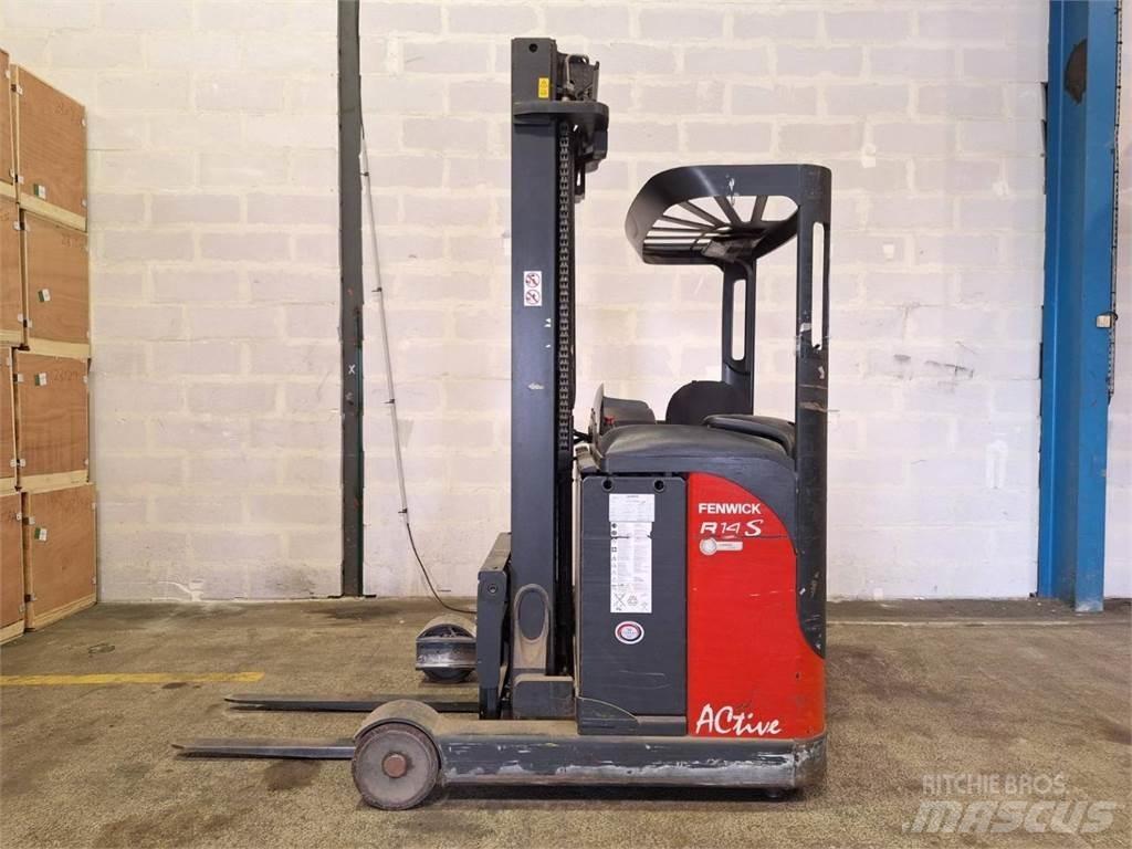 Fenwick R14S Reachtruck