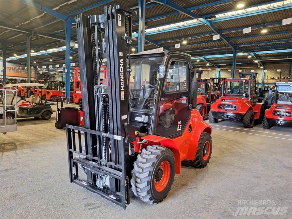Hangcha TT25-4 Terrængående gaffeltruck
