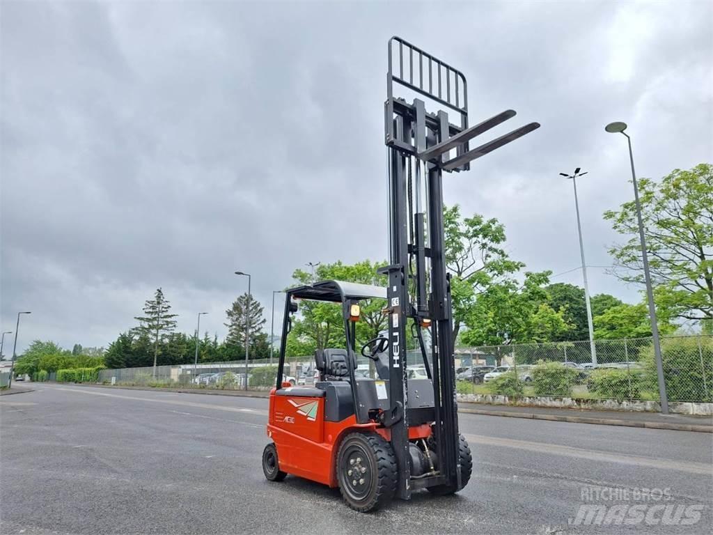 Heli CPD30 Gaffeltrucks - andre
