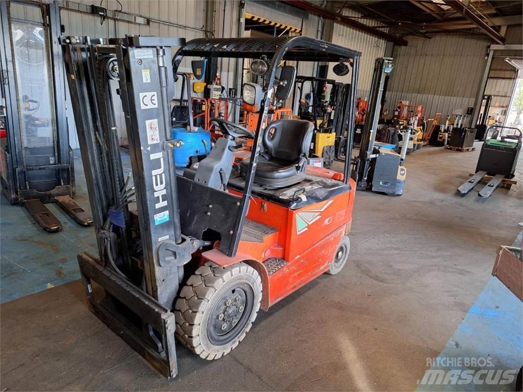 Heli CPD30 Gaffeltrucks - andre