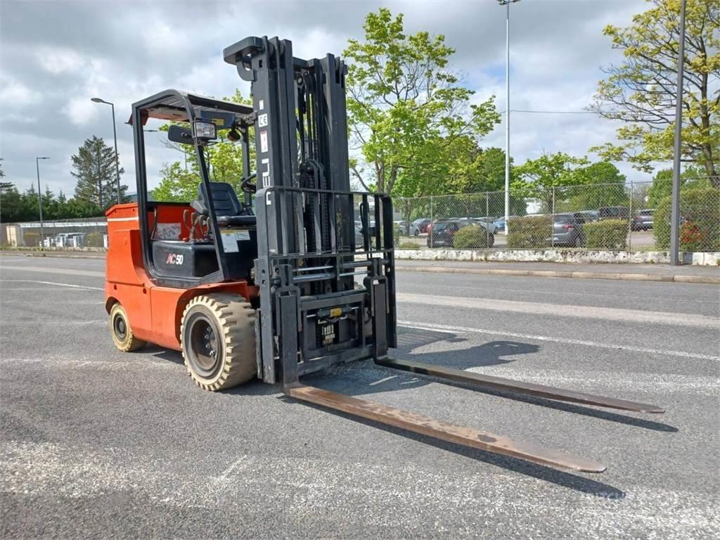 Heli CPD50 Gaffeltrucks - andre