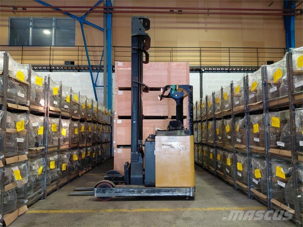 Hyster HYR2.0 Reachtruck