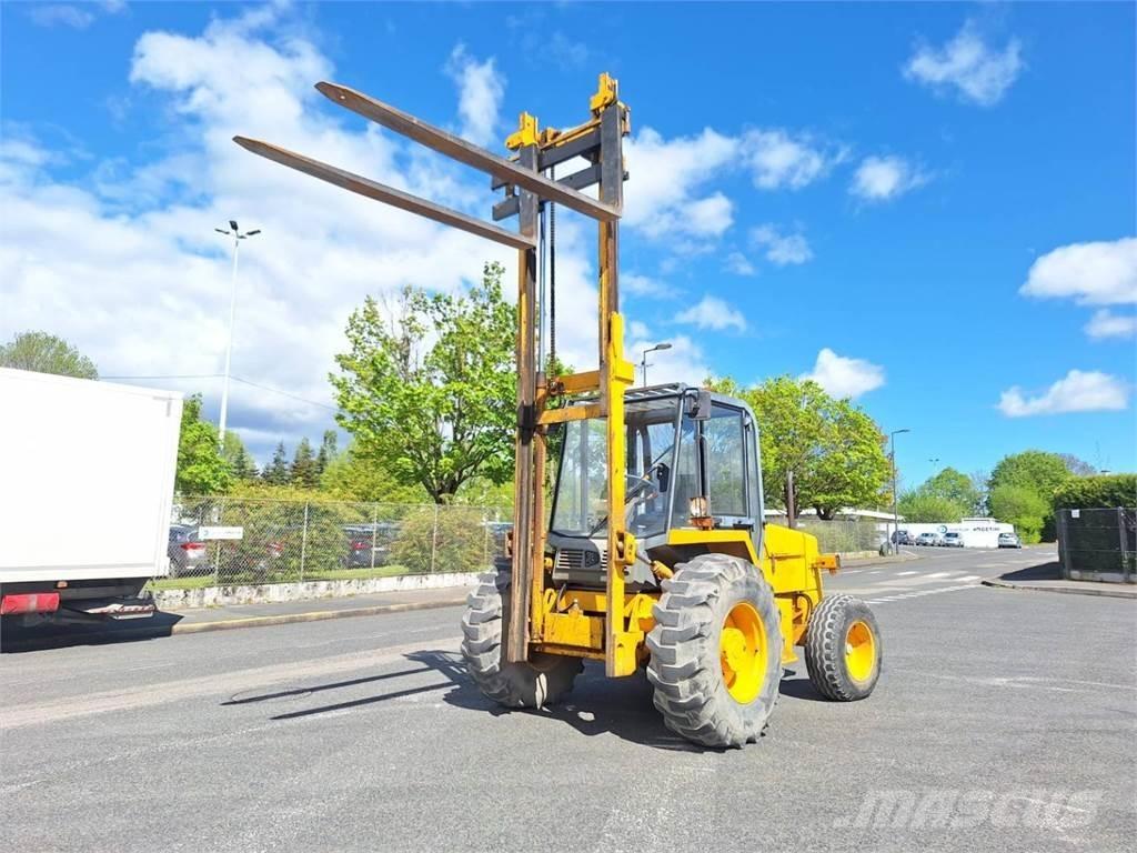 JCB 930-2 Terrængående gaffeltruck
