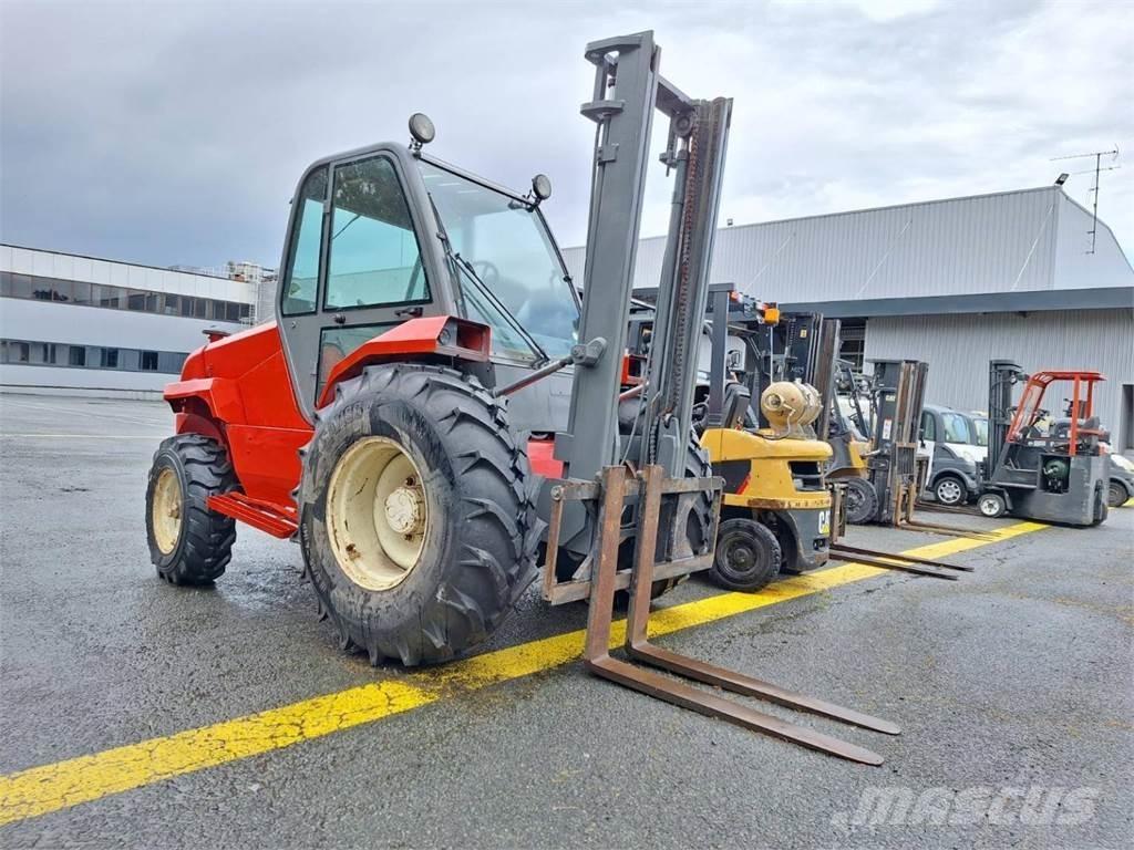 Manitou M30.2 Terrængående gaffeltruck